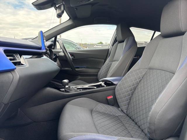 2020 Toyota C-HR 2.0 Hybrid Dynamic 5dr CVT