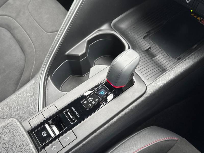 2024 Toyota C HR