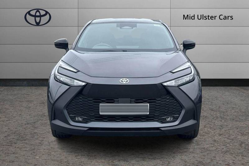 2025 Toyota C HR