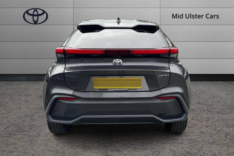 2025 Toyota C HR