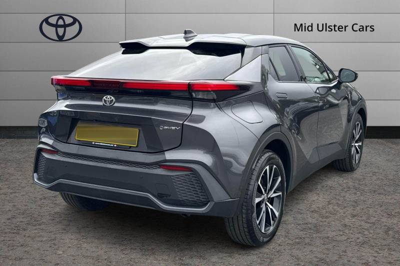 2025 Toyota C HR