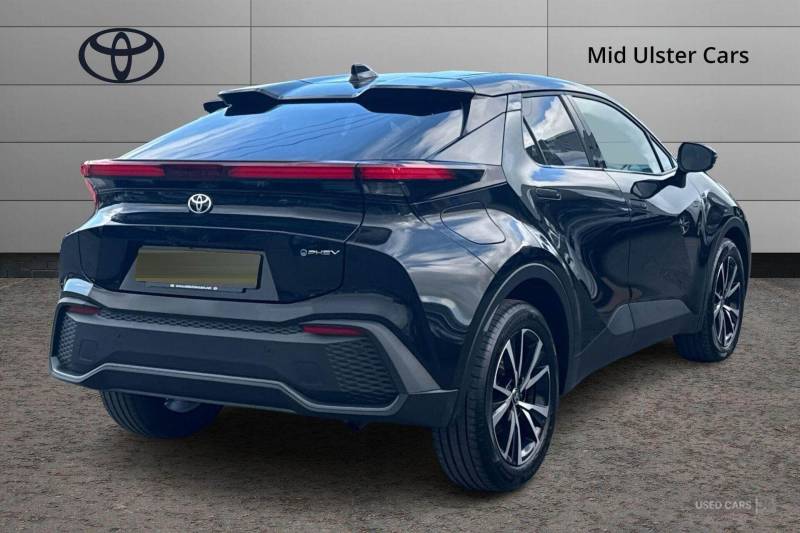 2025 Toyota C HR