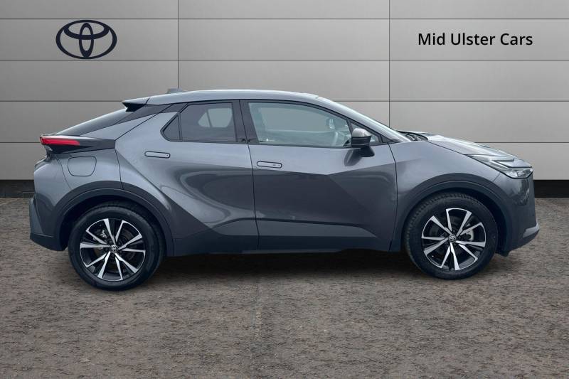 2025 Toyota C HR