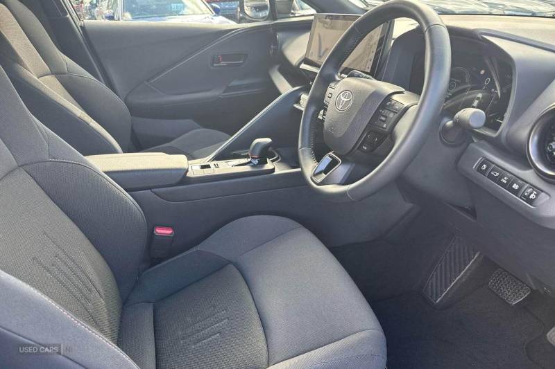 2025 Toyota C HR