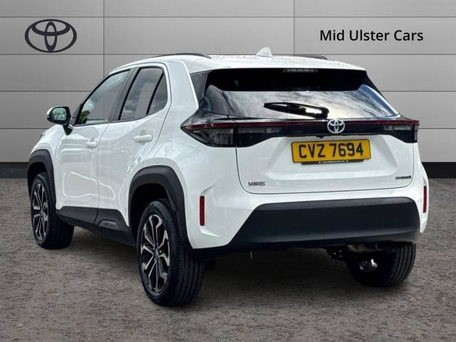 2023 Toyota Yaris Cross 1.5 VVT-h Design SUV 5dr Petrol Hybrid E-CVT Euro 6 (s/s) (116 ps)