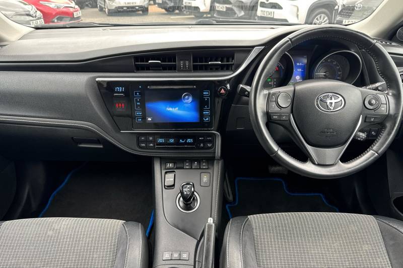 2017 Toyota Auris