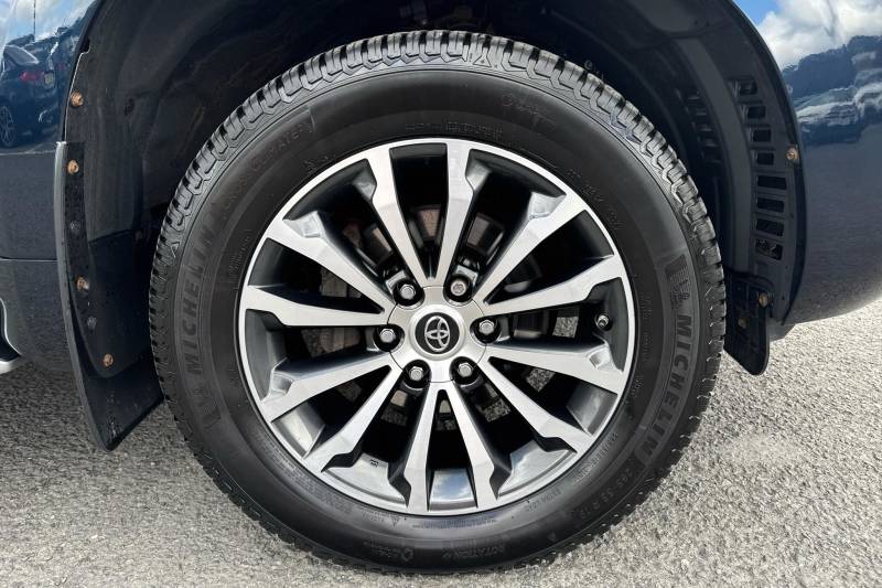 2023 Toyota Land Cruiser