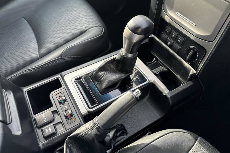 2019 Toyota Land Cruiser
