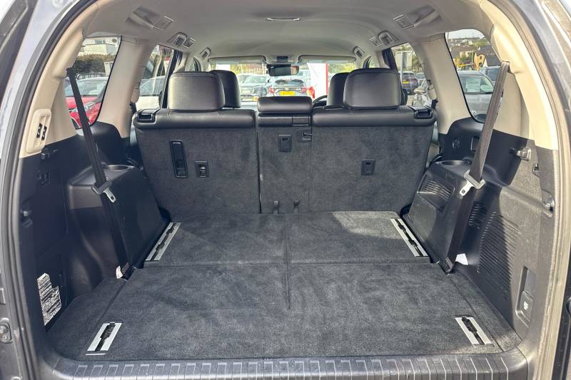 2019 Toyota Land Cruiser