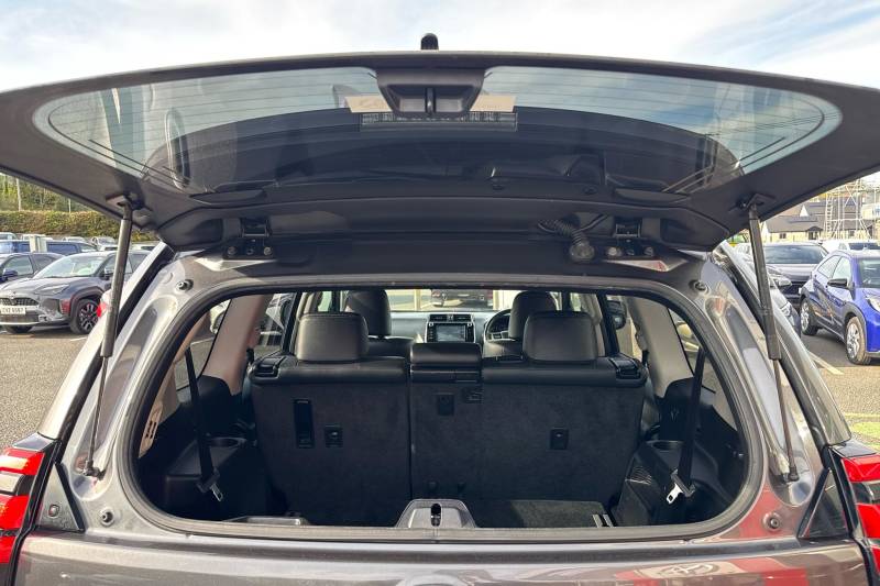 2019 Toyota Land Cruiser