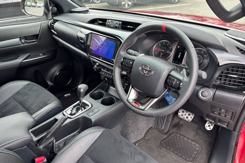 2025 Toyota Hilux