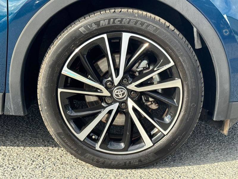 2025 Toyota C HR