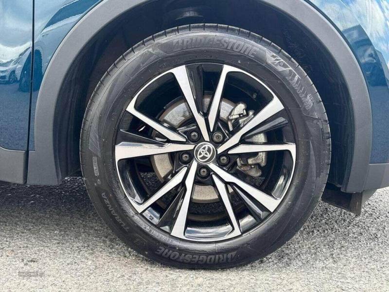 2026 Toyota C HR