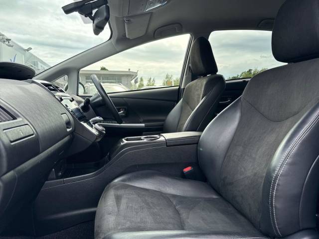 2015 Toyota Prius 1.8 VVTi Excel 5dr CVT Auto