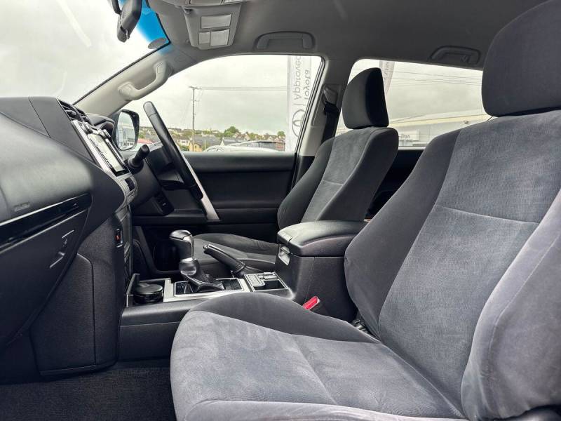 2019 Toyota Land Cruiser