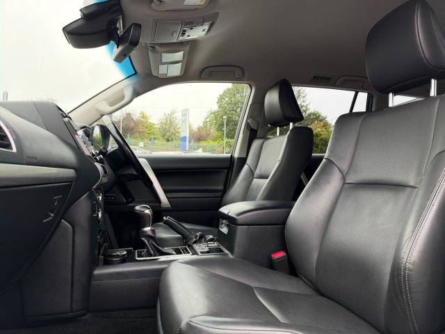 2022 Toyota Land Cruiser 2.8 D-4D 204 Invincible 5dr Auto 7 Seats