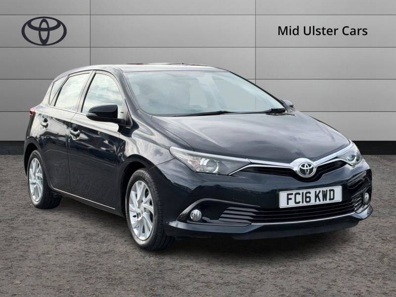 2016 Toyota Auris