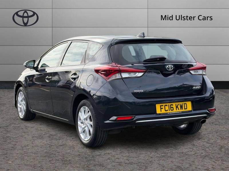 2016 Toyota Auris