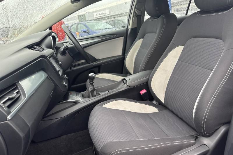 2018 Toyota Avensis