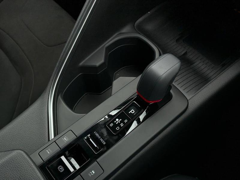 2025 Toyota C HR