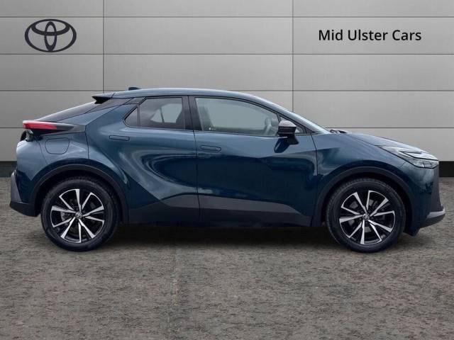 2026 Toyota C-HR 2.0 PHEV Design 5dr CVT