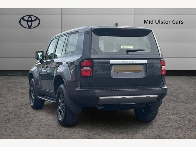 2026 Toyota Land Cruiser 2.8D 48V 205 Commercial Auto