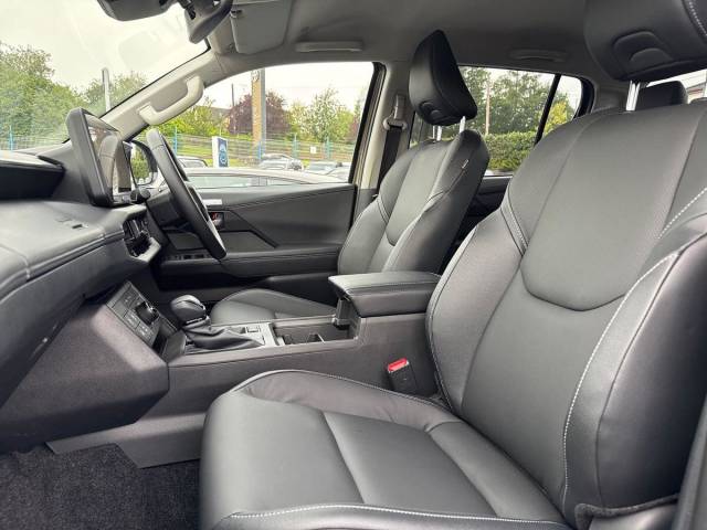 2026 Toyota Hilux Invincible D/Cab Pick Up 2.8 D 48V Auto