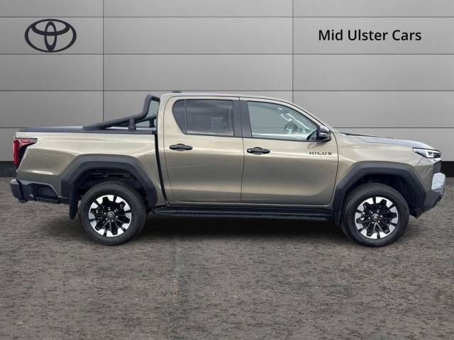 2026 Toyota Hilux Invincible D/Cab Pick Up 2.8 D 48V Auto