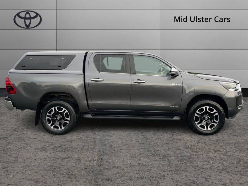 2022 Toyota Hilux
