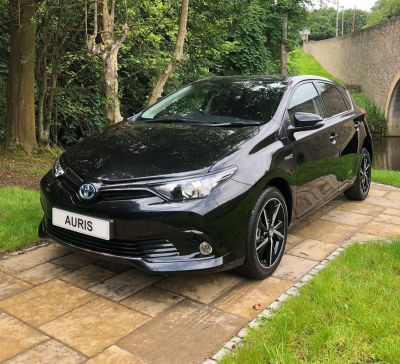 Auris 1.8 CVT Design Hybrid 5dr Black