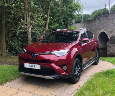 RAV4 2.5 CVT Design Hybrid 4x4