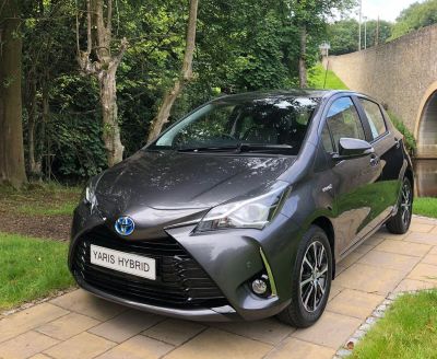 Yaris 1.5 CVT Icon Tech Hybrid 5dr