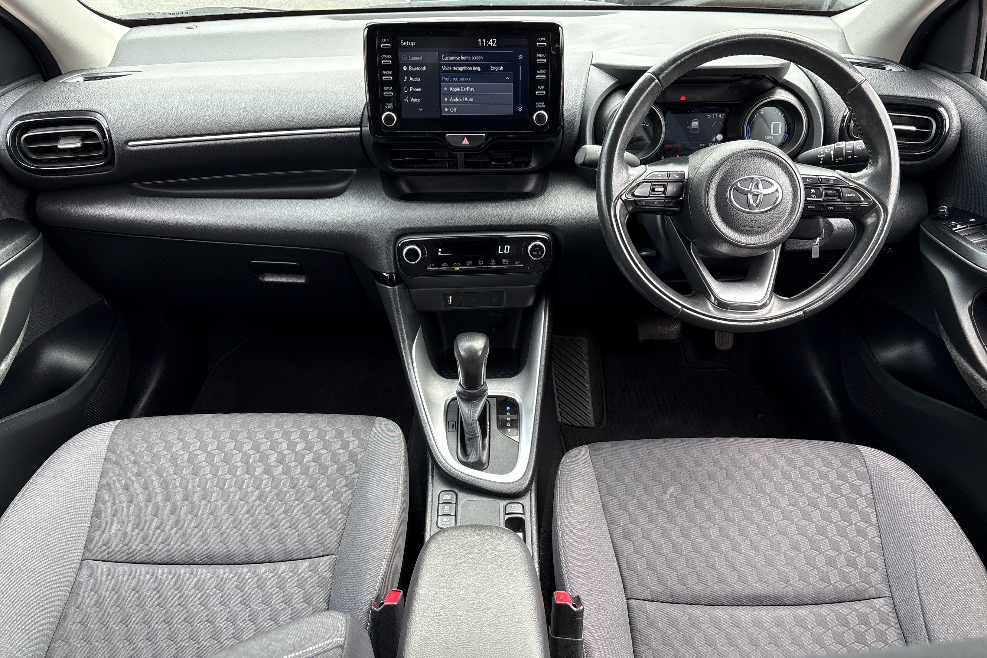 2022 Toyota Yaris 1.5 VVT-h Design