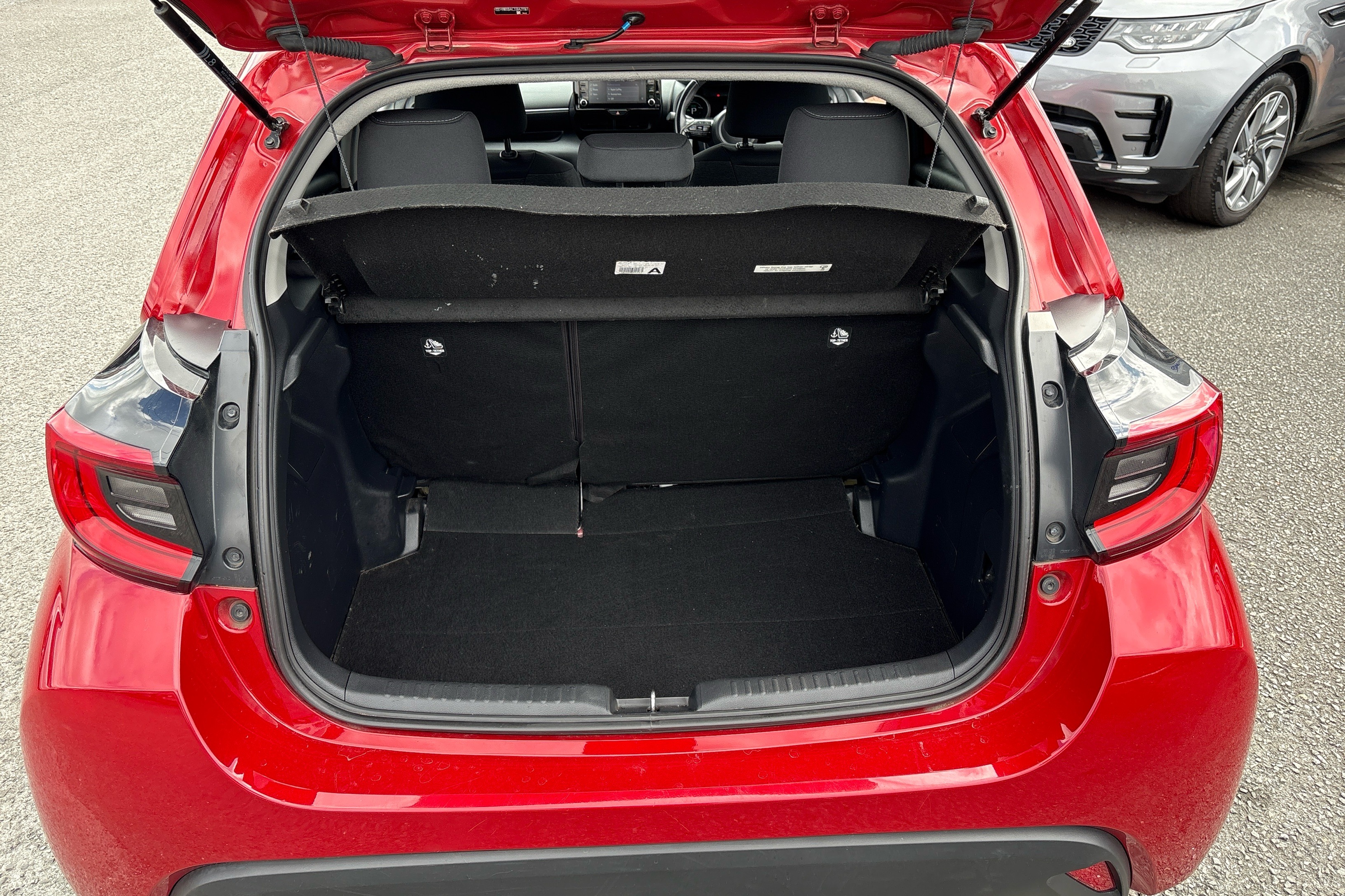 2022 Toyota Yaris 1.5 VVT-h Design