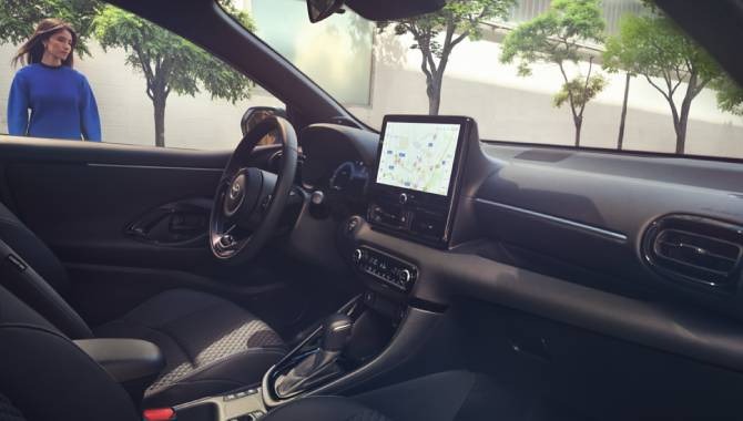 Toyota Yaris - Interior