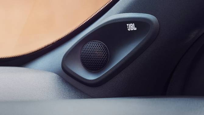 Toyota Yaris - Interior