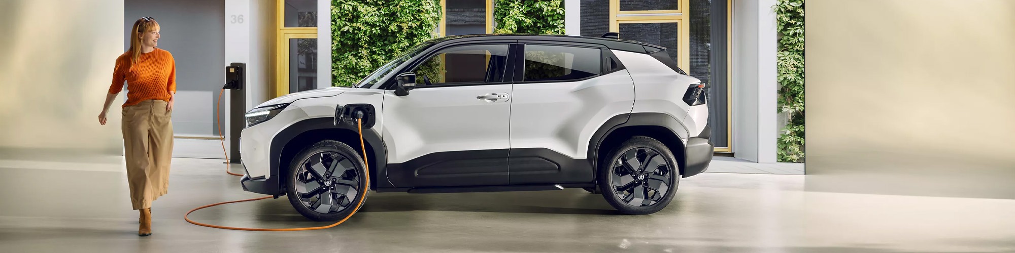 toyota urban-cruiser Banner
